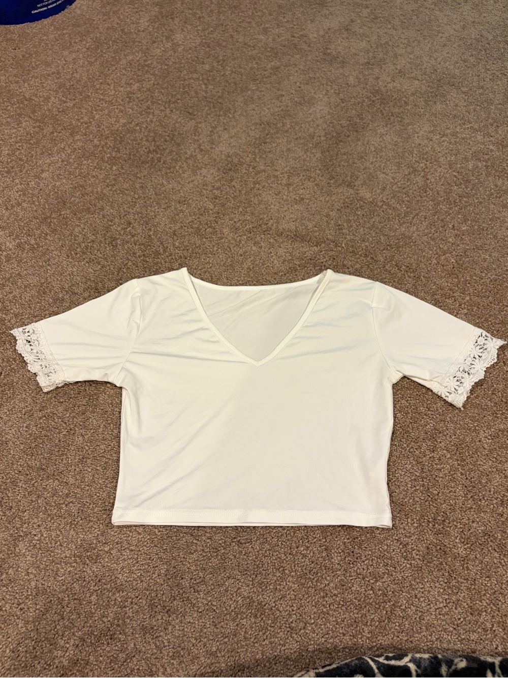 Women’s White V-Neck Lace Sleeve Top - Picture 2 of 10